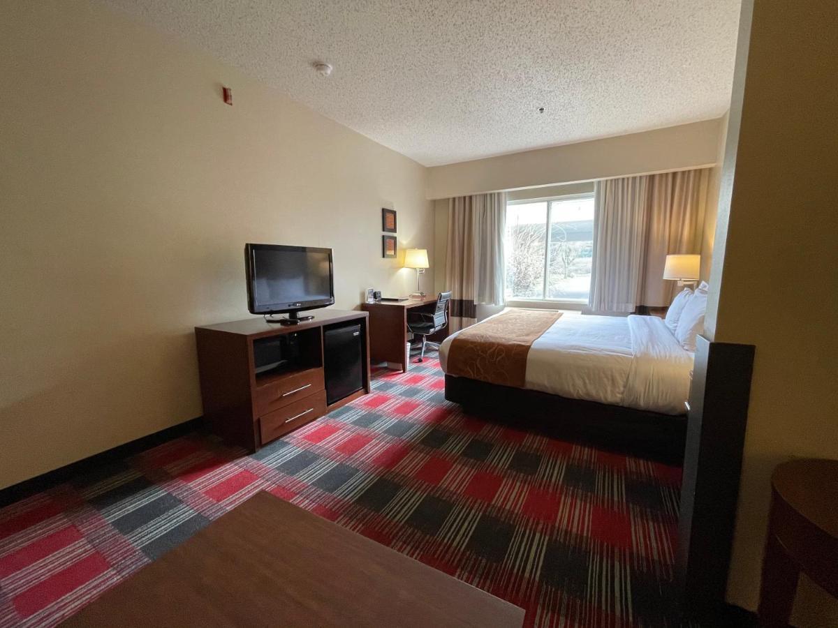 Comfort Suites Near Vancouver Mall Exterior foto